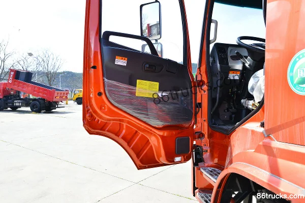 Dayun F7 Heavy Truck 300hp 8X4(12 wheels) 6.8m Dump Truck (China VI) Cab (2) | 86Trucks