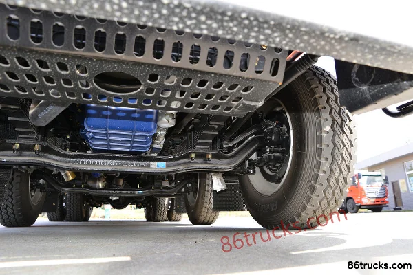Dayun F7 Heavy Truck 300hp 8X4(12 wheels) 6.8m Dump Truck (China VI) Chassis (3) | 86Trucks