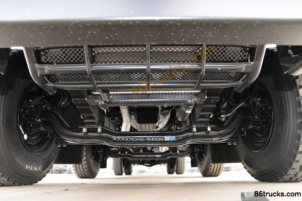 Dayun F7 heavy truck 270 hp 8X2(10 wheels) 6.5m dump truck (China VI) Chassis (1) | 86Trucks
