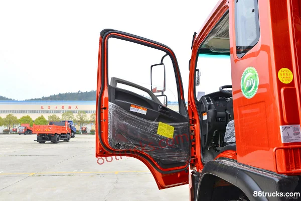 Dayun G6 240hp 6X2(8 wheels) 6X2R 4.3m Dump Truck (China VI) Cab (1) | 86Trucks