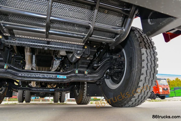 Dayun Fengchi Composite 270hp 6X2(8 wheels) 6.8m Dump Truck (China VI) Chassis (3) | 86Trucks