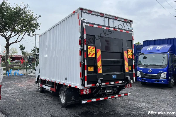Dongfeng Liuqi Chenglong L2 4.5T 4.165m Single Row Pure Electric Van Light Truck (Air Brake) 89.12kWh 4X2(6 wheels) Exterior (3) | 86Trucks