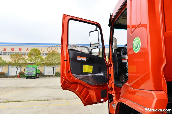 Dayun F7 Heavy Truck 300hp 8X2(10 wheels) 6.5m dump truck Cab (1) | 86Trucks
