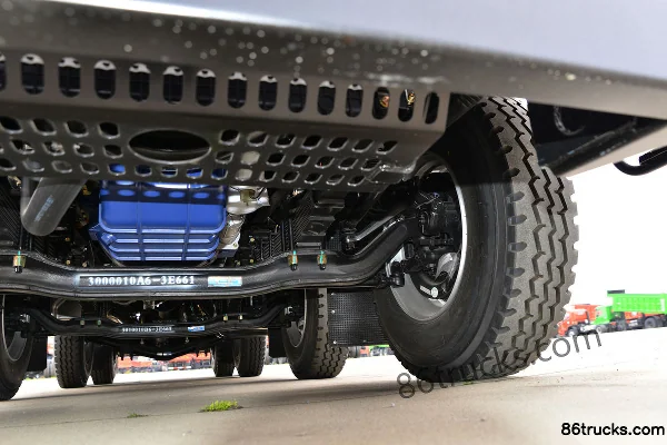 Dayun F7 Heavy Truck 300hp 8X2(10 wheels) 6.5m dump truck Chassis (3) | 86Trucks