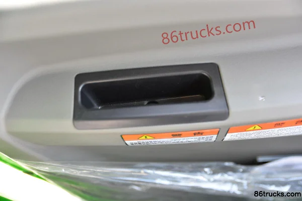 Dayun G5 Composite Type 165 hp 4X2(6 wheels) 3.8m dump truck (China VI) Cab (3) | 86Trucks
