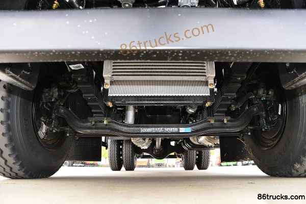 Dayun Yunlong Composite 200 hp 4X2(6 wheels) 4.3m Dump Truck Chassis (1) | 86Trucks