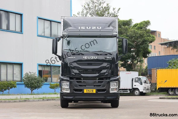 Qingling Isuzu Giga 240 hp 4X2(6 wheels) 7.6m Van Cargo Truck Exterior (2) | 86Trucks