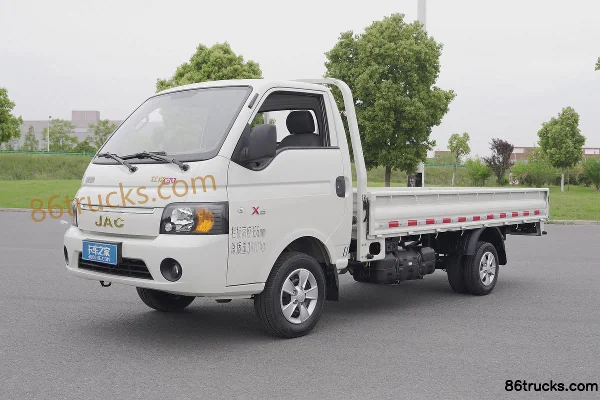 JAC Kaida X6 1.5L 150 hp 4X2(6 wheels) 3.95m Single-row Flatbed Mini Truck Exterior (3) | 86Trucks