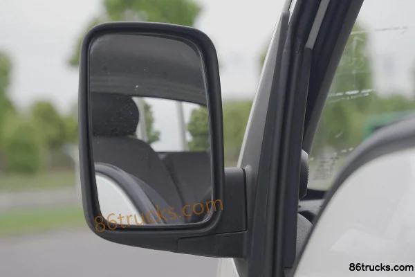 JAC Kaida X6 1.5L 150 hp 4X2(6 wheels) 3.95m Single-row Flatbed Mini Truck Cab (1) | 86Trucks