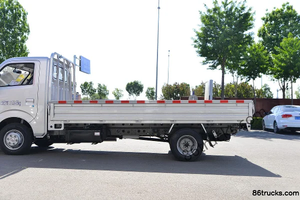 Wuling Longka Basic 2.0L 136hp 4X2(6 wheels) Gasoline 3.8m Single Row Flatbed Mini Truck (China VI) Body (2) | 86Trucks
