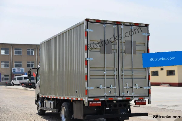 FAW Jiefang FAW Jiefang Lingtu 180hp 4X2(6 wheels) 5.16m single-row van cargo truck Body (3) | 86Trucks