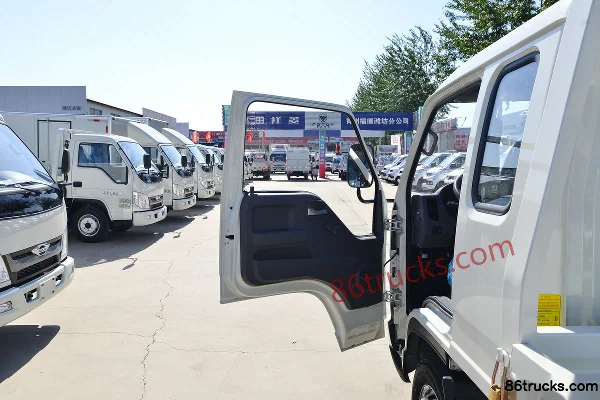 Foton Times Small Card Star 2 Standard 88hp 4X2(6 wheels) 2.93m semi-sleeper flatbed micro truck Cab (1) | 86Trucks