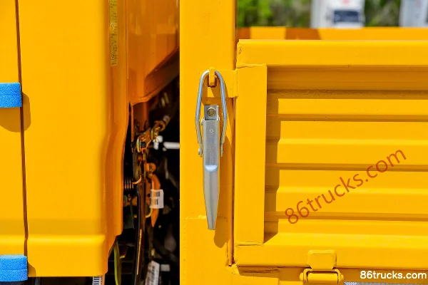 Jiangxi Isuzu Yifang EC5 127 ch 4X2(6 roues) camion léger à ridelles simple cabine 4,2 m (jaune chantier) Carrosserie (3) | 86Trucks