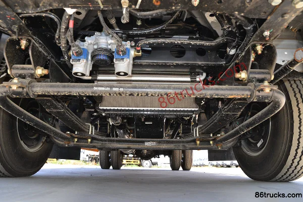 Jiangxi Isuzu Yifang EC5 127 hp 4X2(6 wheels) 4.17m Single Row Van Light Truck (China VI) Chassis (1) | 86Trucks