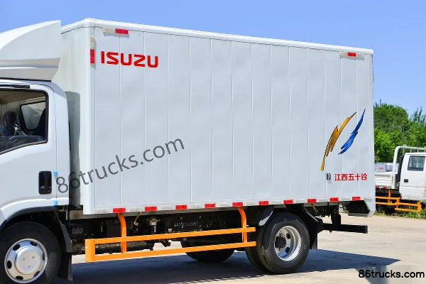 Jiangxi Isuzu Yifang EC5 127 hp 4X2(6 wheels) 4.17m Single Row Van Light Truck (China VI) Body (1) | 86Trucks