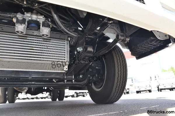 JAC Junling V5 137hp 4X2(6 wheels) 3.89m Crew Cab Flatbed Light Truck Chassis (3) | 86Trucks