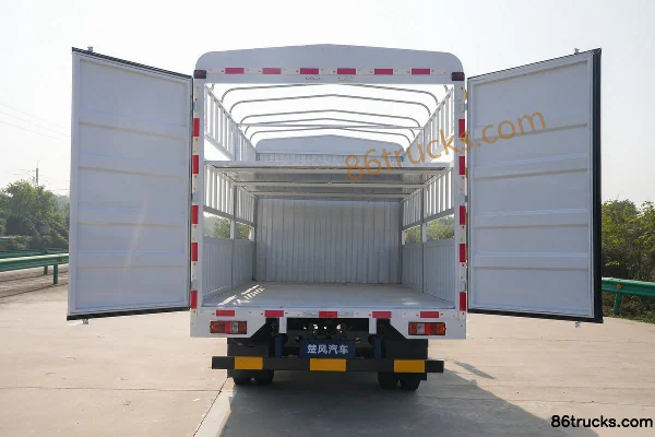 Xinchufeng H3 4.5T 4.16 m cabine simple camion léger fourgon à grille électrique pur 81.14kWh 4X2(6 roues) Châssis (1) | 86Trucks