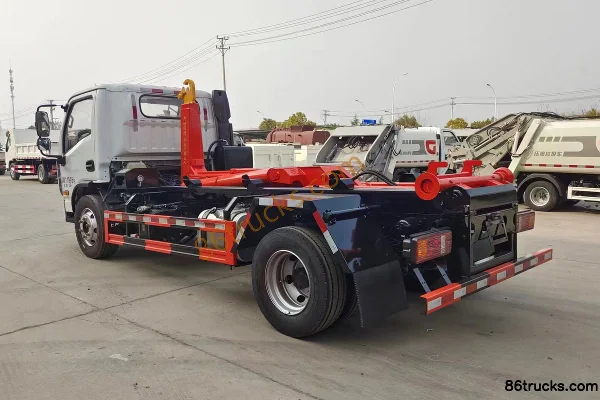 Yuejin Qilin X3 130 hp 4X2(6 wheels) Detachable Container Garbage Truck (China VI) (Diwei Environmental Sanitation Brand) Exterior (3) | 86T