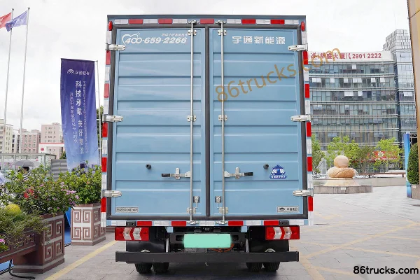 Yutong 4,5T 4,2 m cabine simple camion léger fourgon électrique pur 100,46 kWh 4X2(6 roues) Carrosserie (1) | 86Trucks