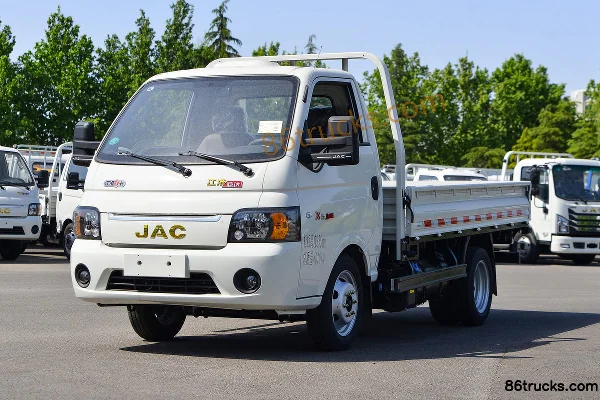 JAC Kaida X5 95 hp 4X2(6 wheels) 3.8m Single Row Flatbed Mini Truck Exterior (3) | 86Trucks