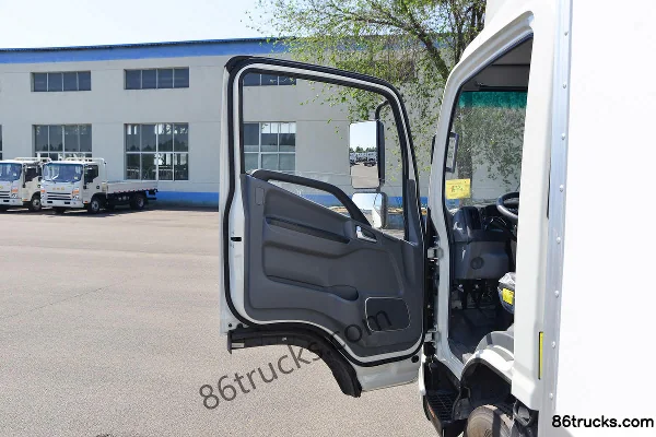 JAC Shuailing Q6 version confort 160 ch 4X2(6 roues) 4,12 m cabine simple fourgon camion léger (China VI) (1) | 86Trucks