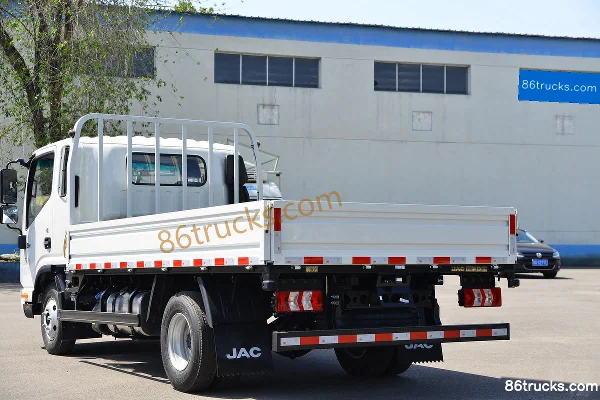 JAC Shuailing Q6 Luxury Edition 160hp 4X2(6 wheels) 3.85m Semi-Forward Flatbed Light Truck (China VI) Body (3) | 86Trucks