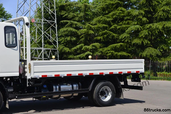 JAC Shuailing Q6 Luxury Edition 160hp 4X2(6 wheels) 3.85m Semi-Forward Flatbed Light Truck (China VI) Body (1) | 86Trucks