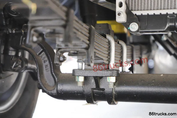 Foton Xiaoyun W3 95hp 4X2(6 wheels) 3.1m single-row flatbed mini truck Chassis (2) | 86Trucks