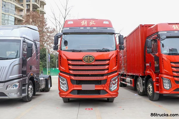 FAW Jiefang J6V Édition Élite 350 ch 6X2(8 roues) Camion frigorifique 7,7 m Extérieur
