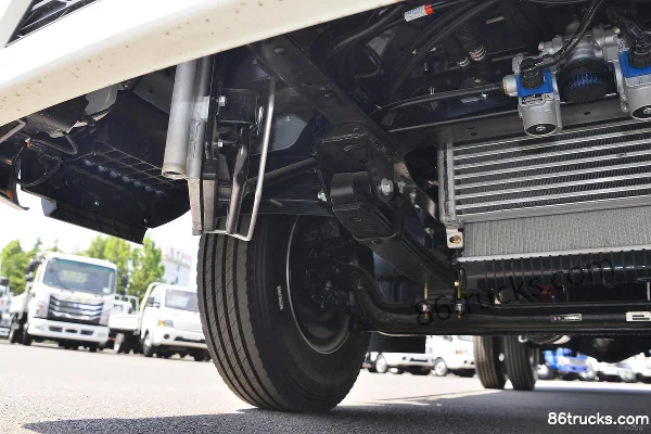 JAC Leading S6 Comfort Edition 152hp 4X2(6 wheels) 4.18m Single Row Flatbed Light Truck (China VI) Chassis (2) | 86Trucks