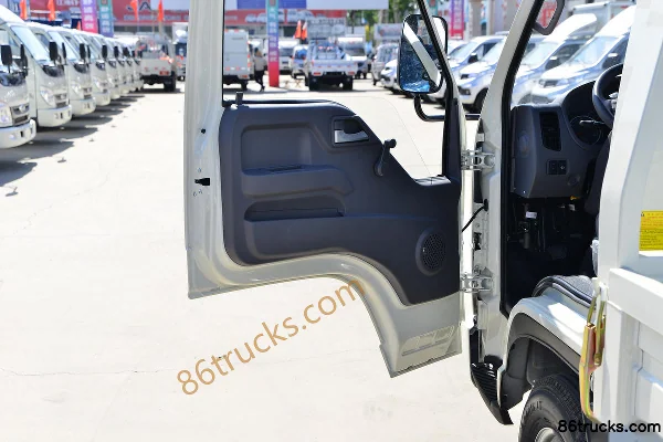 Foton Times Xiaoka Star 2 95hp 4X2(6 wheels) 3.3m Single Row Flatbed Micro Truck (China VI) Cab (2) | 86Trucks