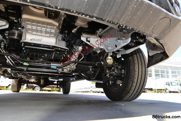 JMC Teshun 122 hp 3-seat 2.8T diesel high roof cargo van (China VI) Chassis (3) | 86Trucks