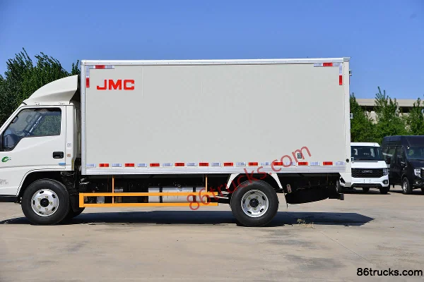 JMC Shunda narrow body 116hp 4X2(6 wheels) 4.21m single-row van light truck (China VI) (2) | 86Trucks