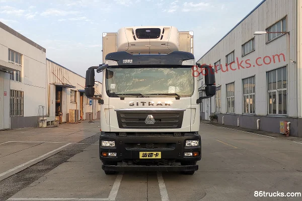 Sinotruk Sitrak G5 350 hp 4X2(6 wheels) 7.6m AMT Automatic Refrigerated Truck (Kangfei Brand) Exterior (2) | 86Trucks