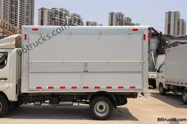 Foton Xiangling M2 Comfort 1.6L 122 hp 4X2(6 wheels) Gasoline 3.7m single-row wing-opening box mini truck (China VI) Body (2) | 86Trucks