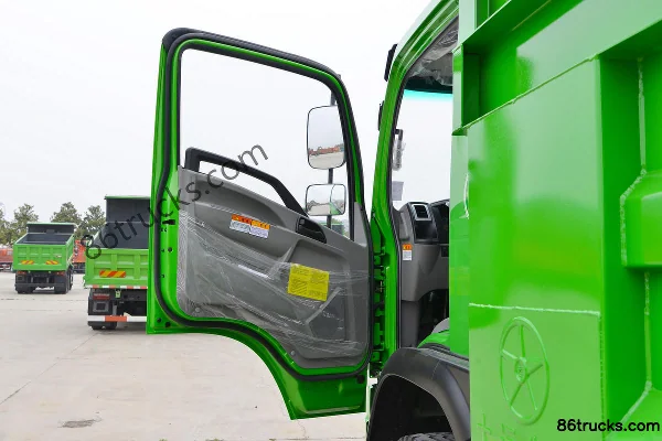 Dayun Zhengtu Composite Type 158hp 4X2(6 wheels) 3.75m Dump Truck Cab (1) | 86Trucks