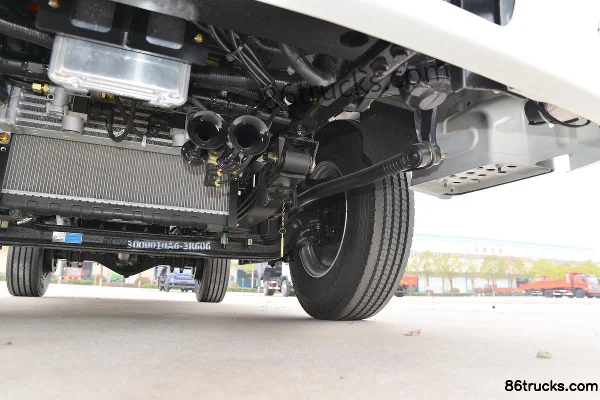 Dayun Yitu 143hp 4X2(6 wheels) 3.18m Dump Truck Chassis (3) | 86Trucks