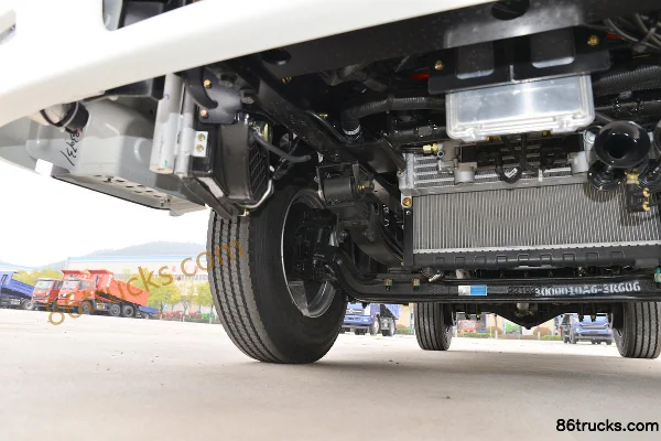 Dayun Yitu 143hp 4X2(6 wheels) 3.18m Dump Truck Chassis (2) | 86Trucks