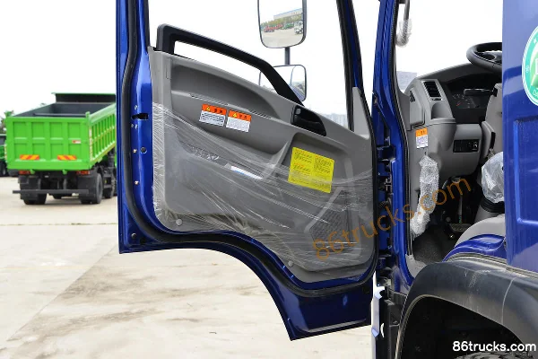 Dayun Yuntu type composite 200 ch 4X2(6 roues) 4 m camion benne Cabine (2) | 86Trucks