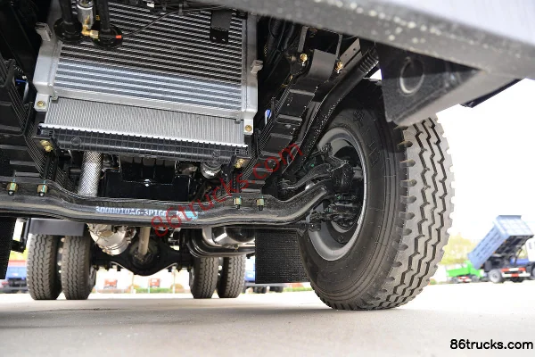 Dayun Yuntu type composite 200 ch 4X2(6 roues) 4 m camion benne Châssis (3) | 86Trucks