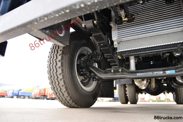 Dayun Yuntu type composite 200 ch 4X2(6 roues) 4 m camion benne Châssis (2) | 86Trucks