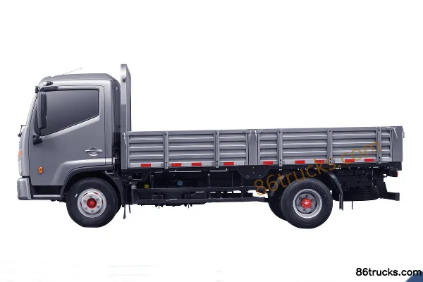 Dongfeng Duolika D6-M Leading Super Edition 152 hp 4X2(6 wheels) 4.2m Single Row Flatbed Light Truck (China VI) Exterior (2) | 86Trucks