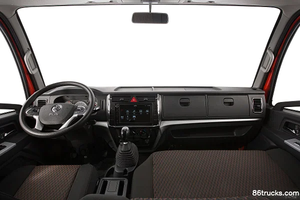 Dongfeng Duolika D6-S Ruineng Edition 132 hp 4X2(6 wheels) 4.23m Single Row Van Light Truck (China VI) Cab (1) | 86Trucks