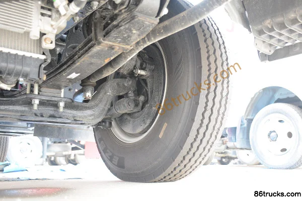 JAC Junling Jubao Basin 4.5T 4.15m Single Row Plug-in Hybrid Van Light Truck 17.5kWh 4X2(6 wheels) Chassis (3) | 86Trucks