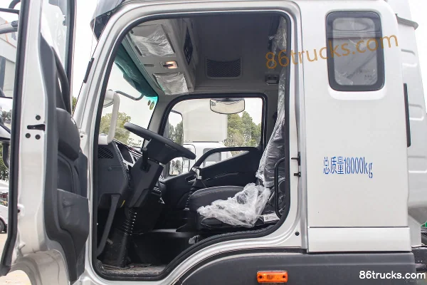 Foton Auhang R Series 260 hp 4X2(6 wheels) 6.8m flatbed cargo truck (China VI) Cab (2) | 86Trucks