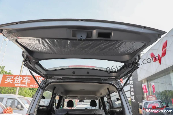 Wuling Zhengcheng 2015 Luxury Manual 7-Seat 133hp 1.8L Business Van Body (2) | 86Trucks