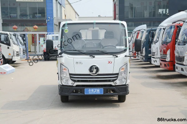 SHACMAN Light Truck Delong X1 115 hp 4X2(6 wheels) 3.65m single-row flatbed light truck (China VI) Exterior (2) | 86Trucks
