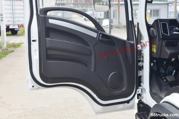 Ouling S1 Series 115hp 4X2(6 wheels) 3.7m single-row van light truck (8-speed)(China VI) Cab (2) | 86Trucks