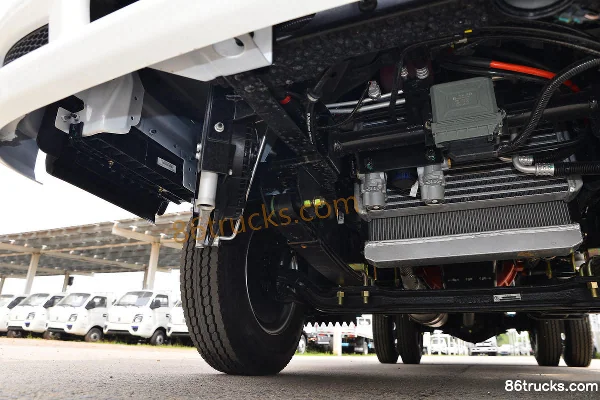 Ouling S1 Series 115hp 4X2(6 wheels) 3.7m single-row van light truck (8-speed)(China VI) Chassis (2) | 86Trucks
