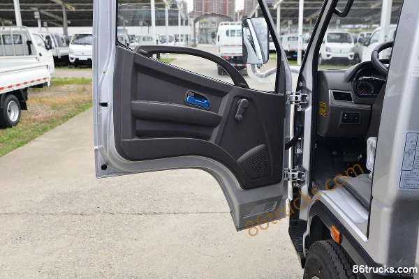Ouling Petit BMW Version Urbaine 95 ch 4X2(6 roues) Benne Cabine Simple 2,95 m (China VI) (Empattement Court) (2) | 86Trucks